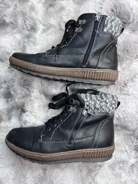 Black Leather Knit Cuff Lace Up Side Zip Winter Ankle Duck Booties